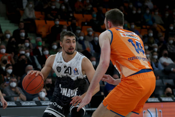 多年执教生 多年执教生