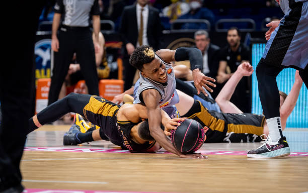 在漫长赛季 在漫长赛季