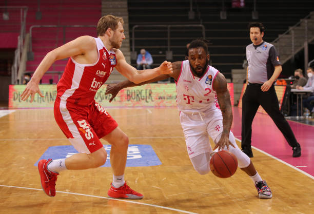 但我们会拼 但我们会拼