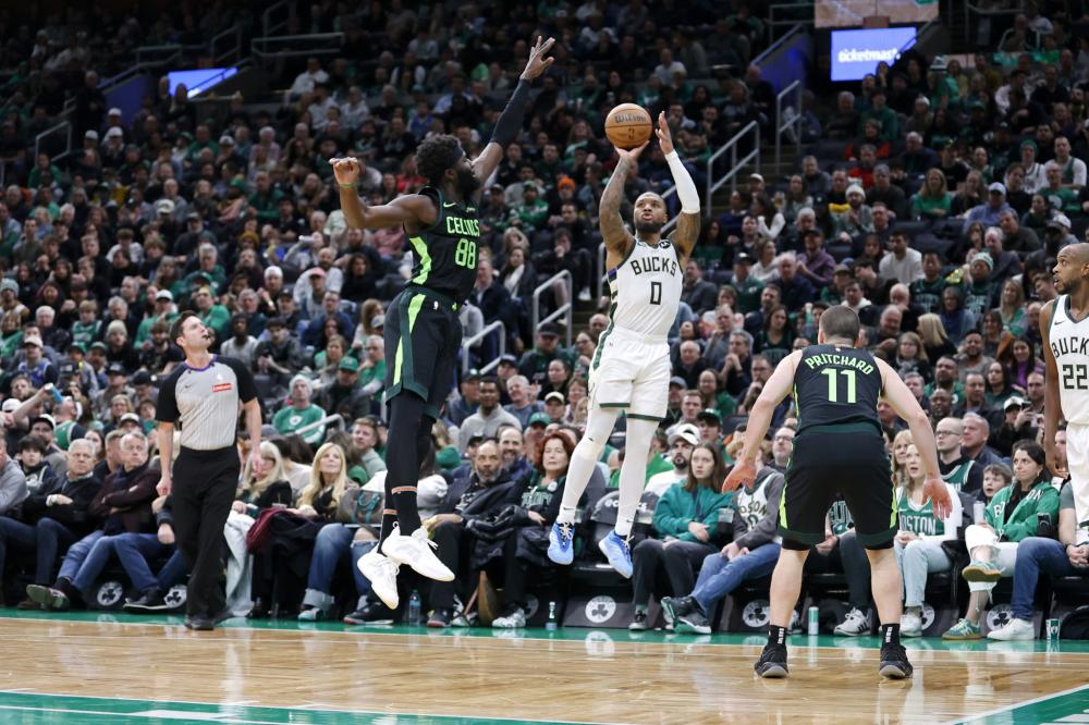 同时在赛前 同时在赛前