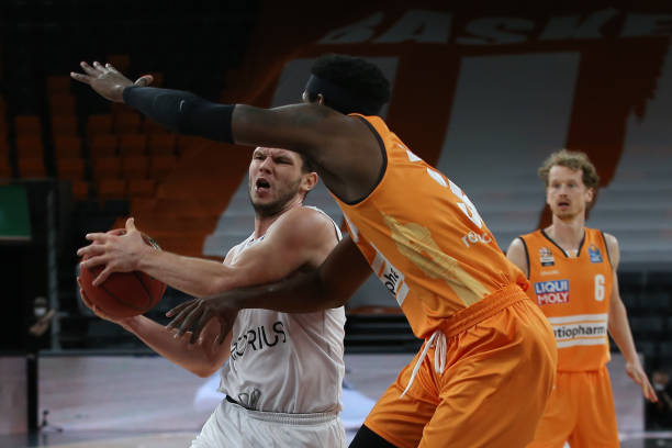 同时让胜负 同时让胜负